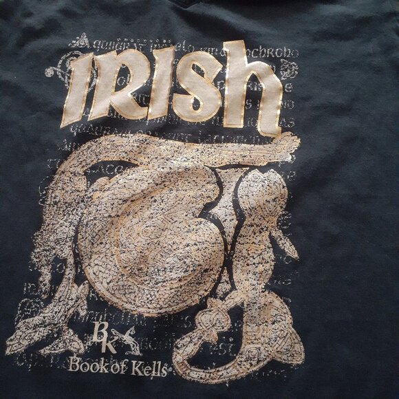 Irish T-Shirt Book of Kells Green V Neck M St Patrick's Day Pub Piped Sleeve - Picture 6 of 6